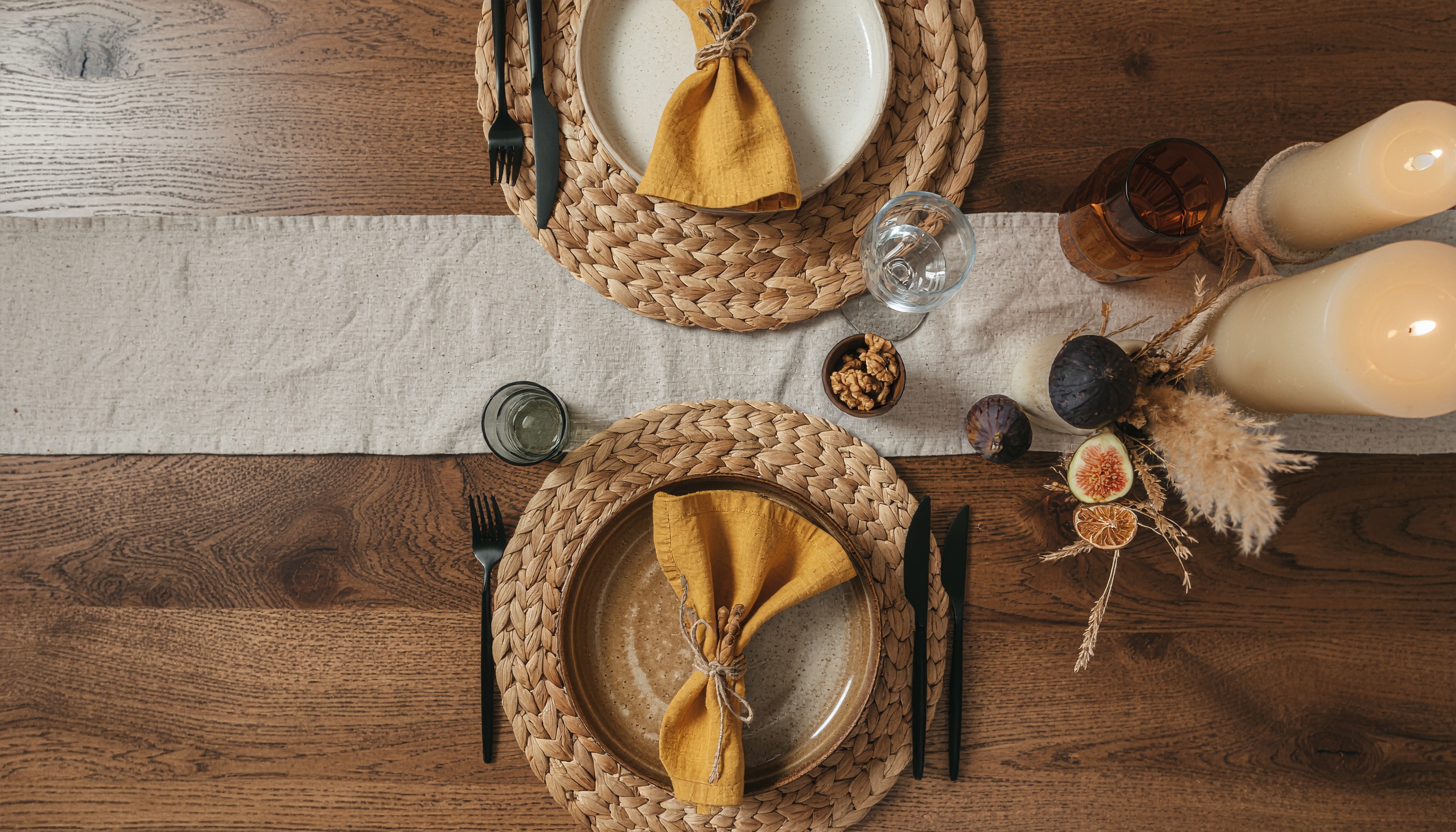 Table Setting in Earth Tones